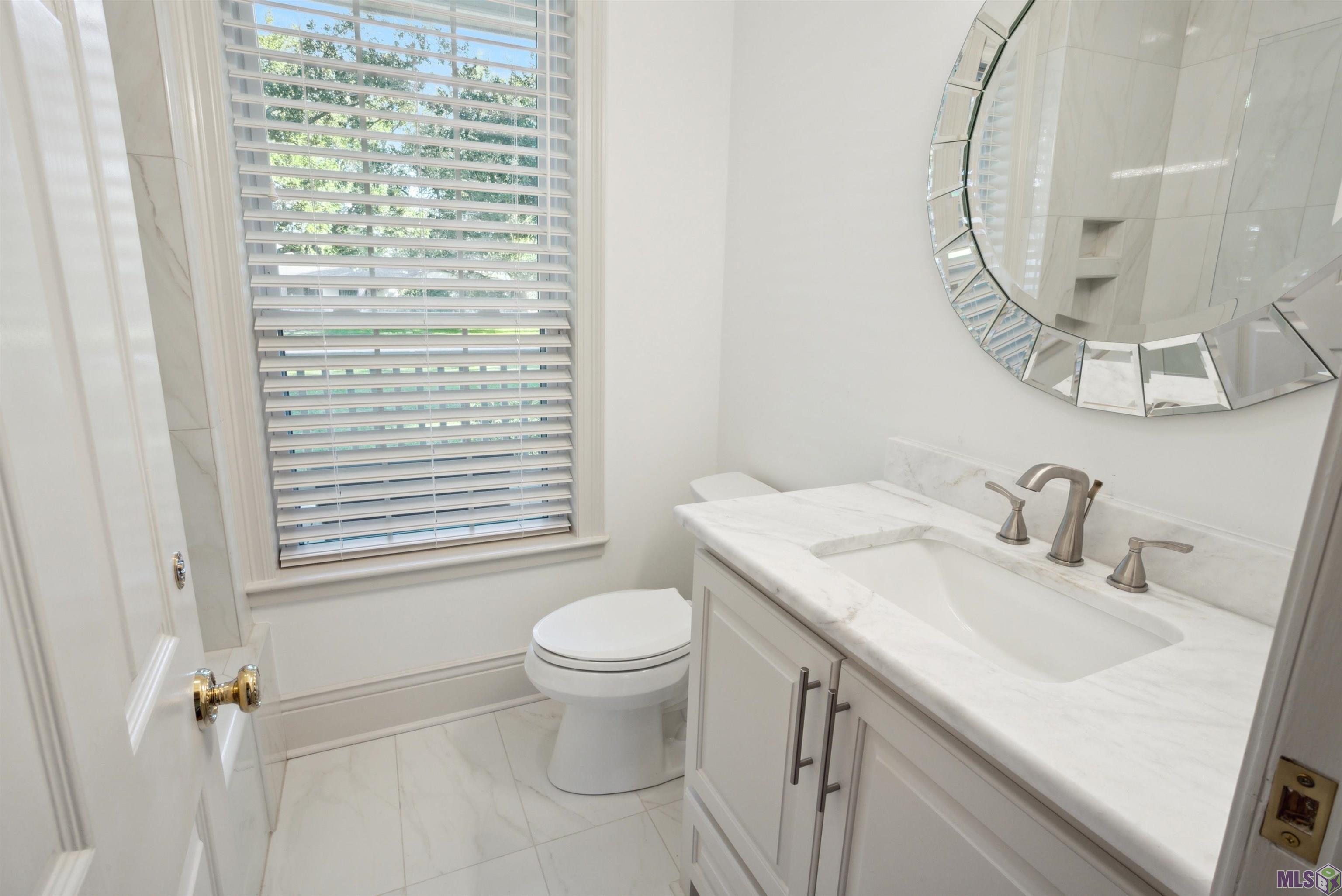 216 Ridgewood Boulevard Golden Meadow, LA 70357 - Photo 20 of 42