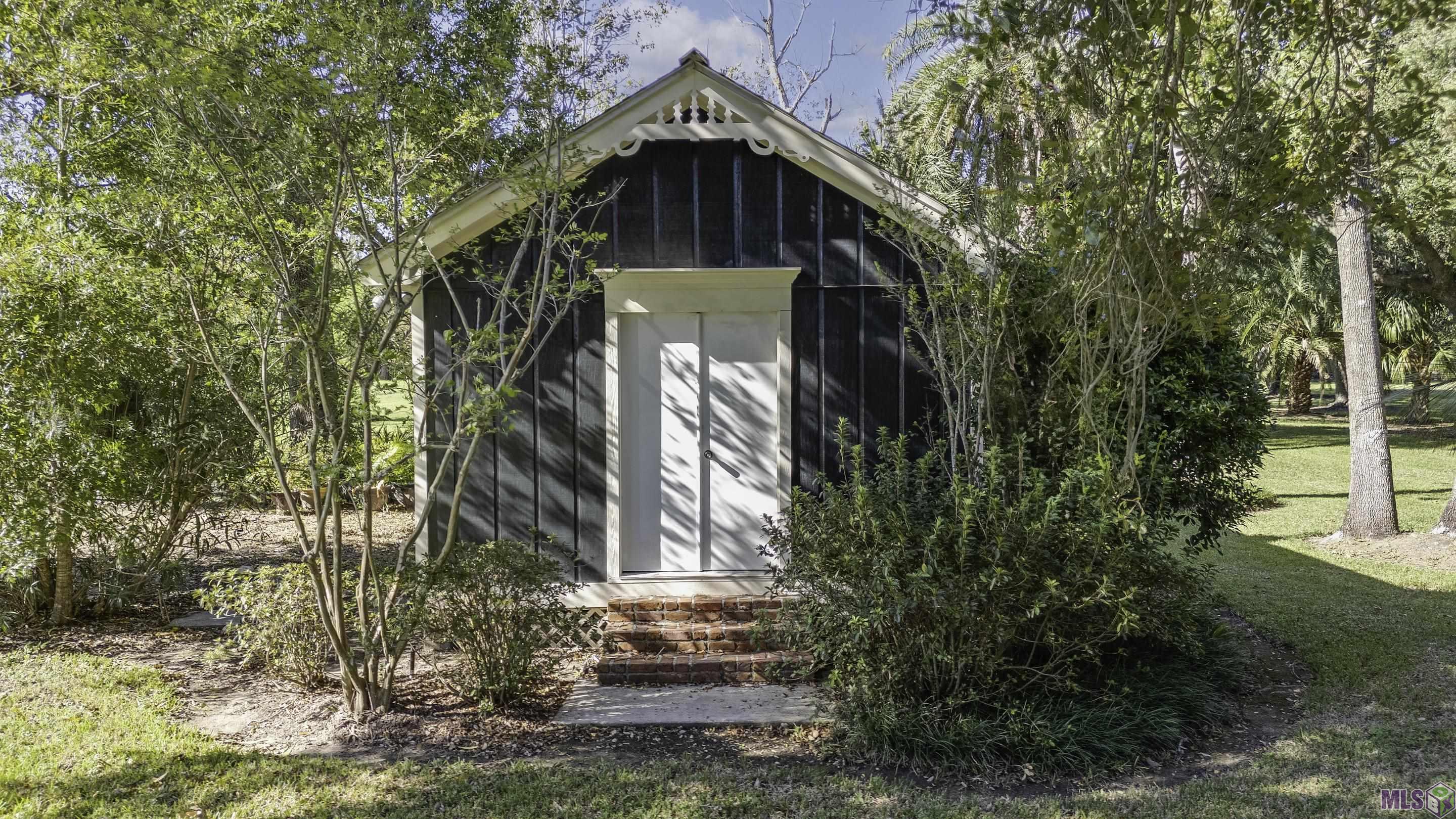 216 Ridgewood Boulevard Golden Meadow, LA 70357 - Photo 37 of 42