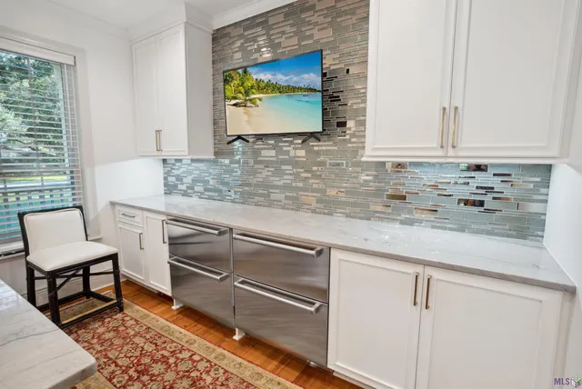 $649,000 | 216 Ridgewood Boulevard, Golden Meadow, LA 70357