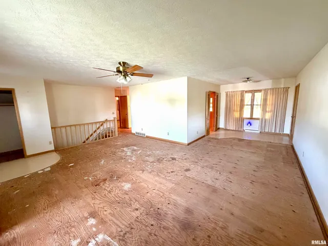 $85,000 | 712 3rd Street, Seaton, IL 61476