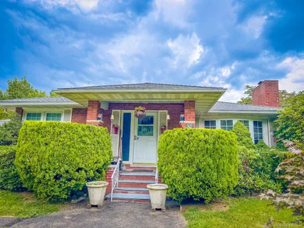 $325,000 | 2772 Highway 28, Shokan, NY 12481