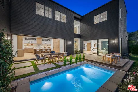 $4,550,000 | 1500 Louella Avenue, Venice, CA 90291
