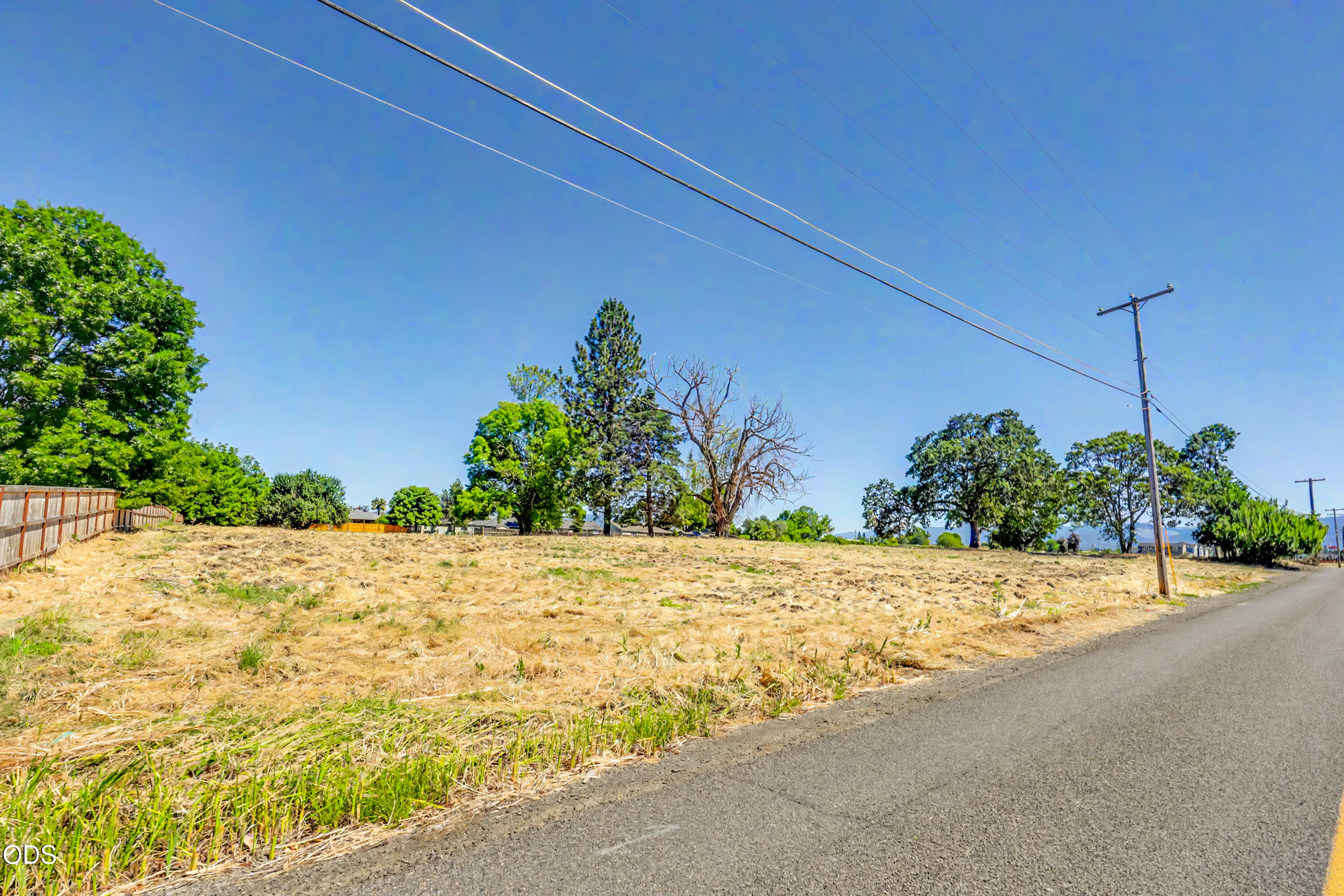 4922 Gebhard Road Central Point, OR 97502 - Photo 10 of 15