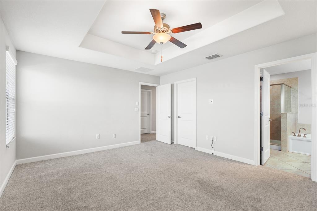 10148 Newminster Loop Ruskin, FL 33573 - Photo 16 of 40