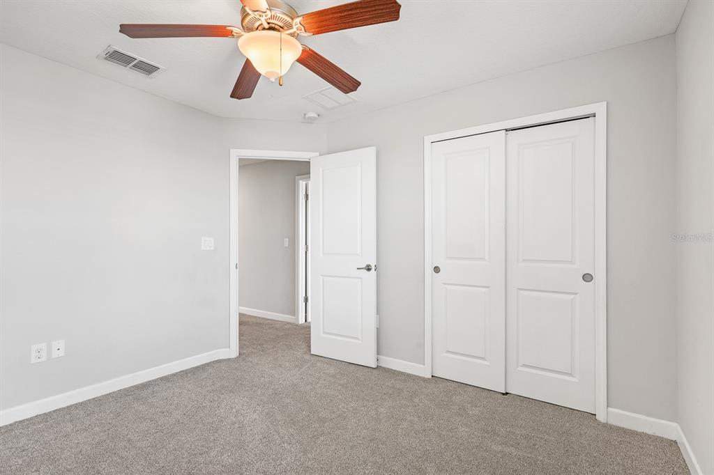 10148 Newminster Loop Ruskin, FL 33573 - Photo 20 of 40