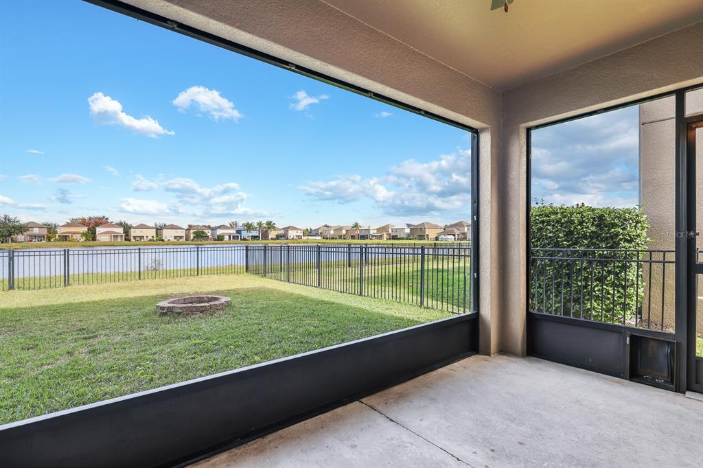 10148 Newminster Loop Ruskin, FL 33573 - Photo 24 of 40