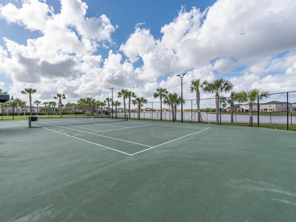 10148 Newminster Loop Ruskin, FL 33573 - Photo 36 of 40