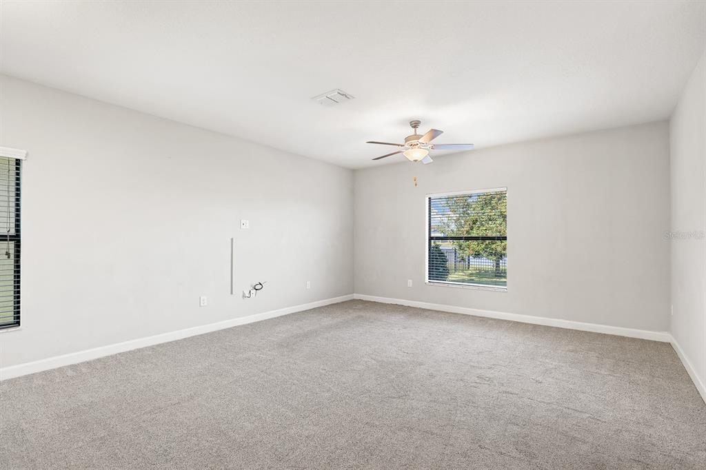 10148 Newminster Loop Ruskin, FL 33573 - Photo 6 of 40