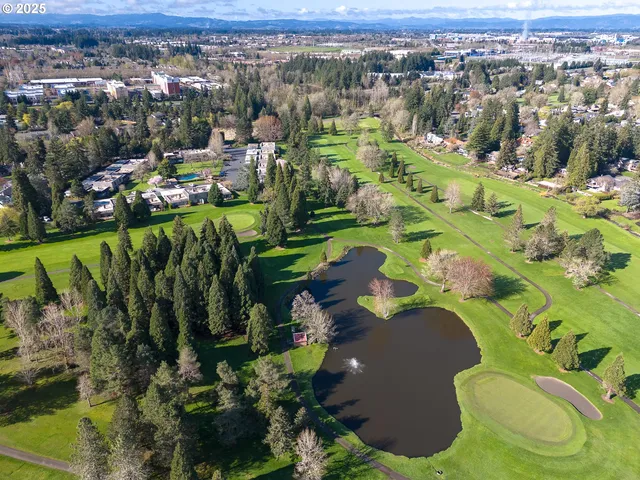 $250,000 | 5150 Northwest Neakahnie Avenue, Unit 40, Portland, OR 97229