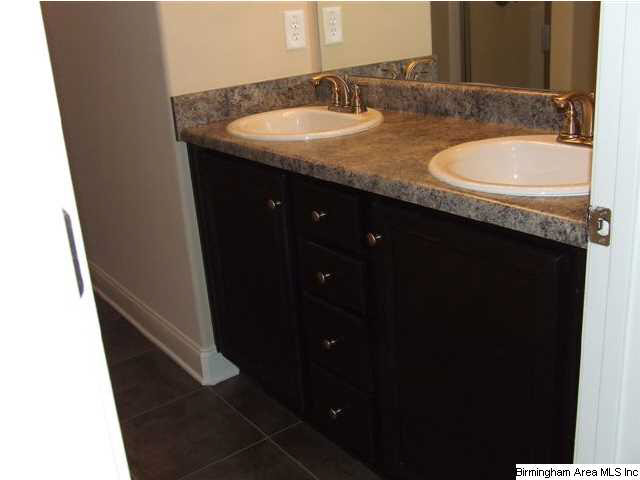 305 Vincent Street, Unit 9 Alabaster, AL 35007 - Photo 20 of 27 Gallery Image 20