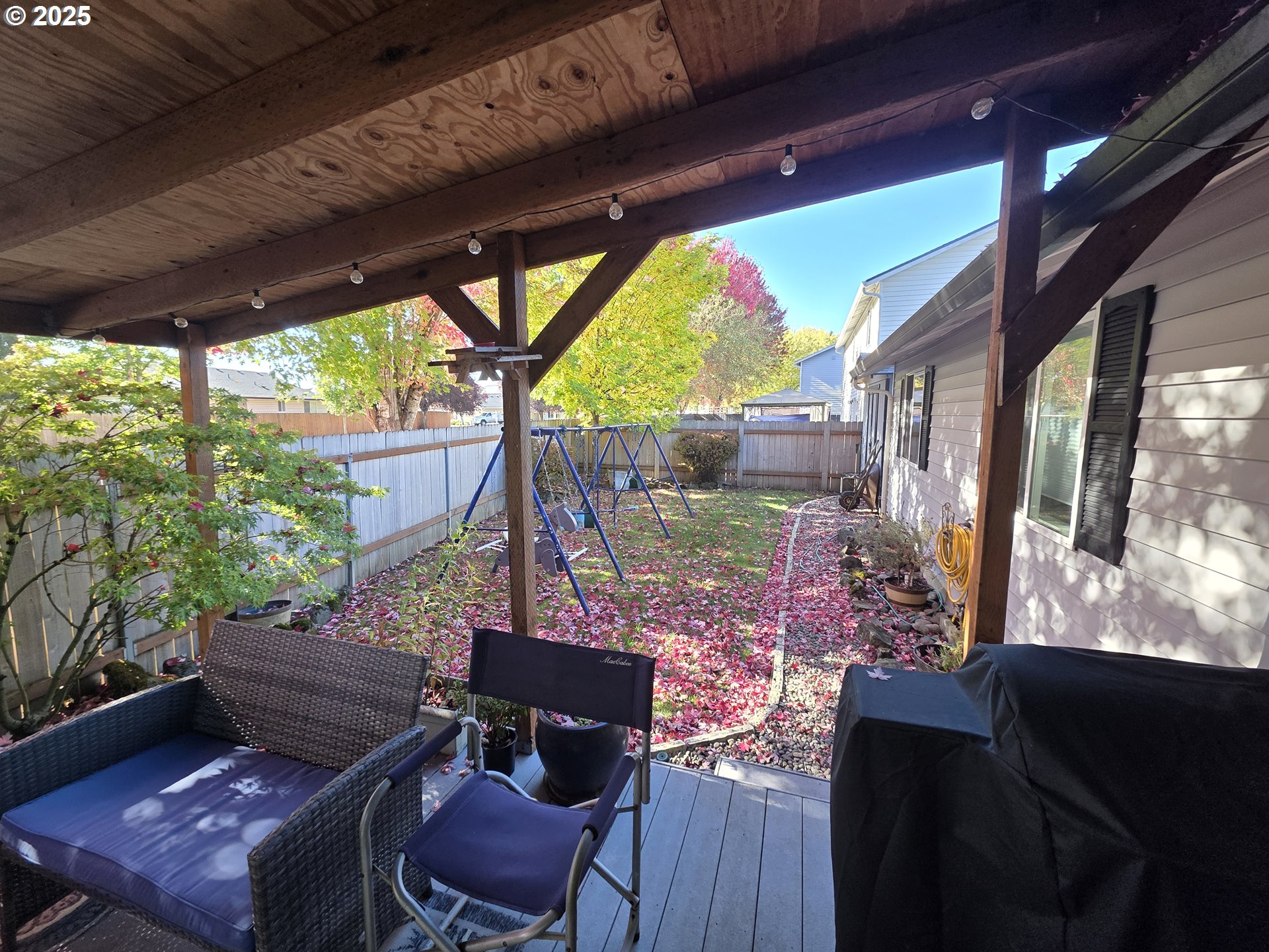 413 Southeast 8th Street Battle Ground, WA 98604 - Photo 6 of 18 a outdoor living space with furniture