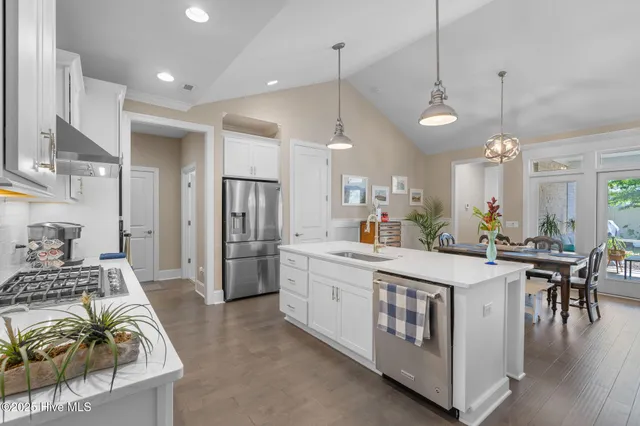 $579,900 | 9036 Island Rider Court Northeast, Leland, NC 28451