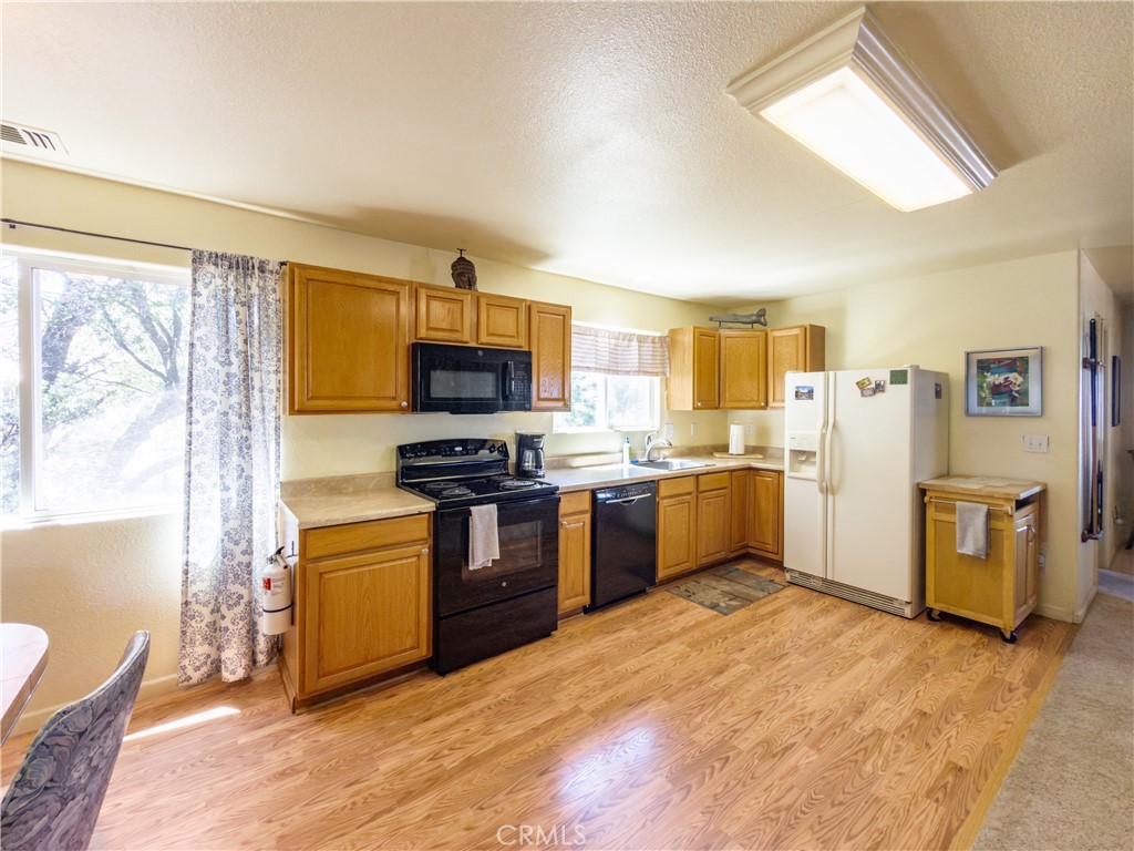 51571 Coyote Rdg Road Oakhurst, CA 93644 - Photo 53 of 75