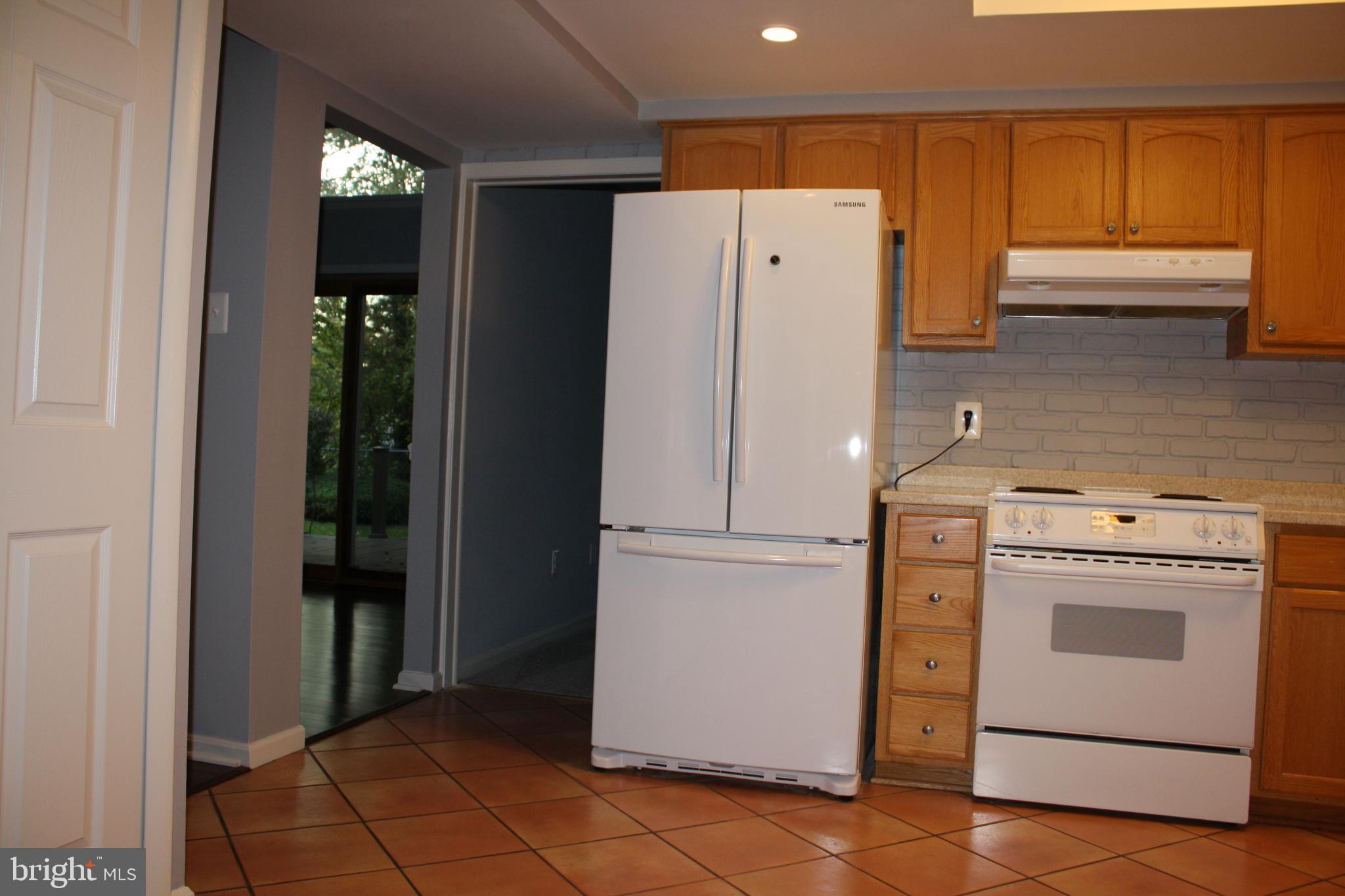 1839 Ralston Place Crofton, MD 21114 - Photo 3 of 17 Gallery Image 3