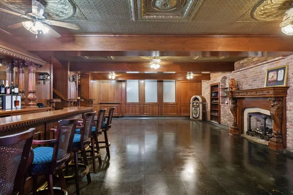 $7,500,000 | 1305 Shoreline Drive, Wayzata, MN 55391