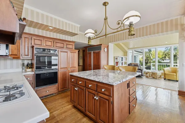 $7,500,000 | 1305 Shoreline Drive, Wayzata, MN 55391