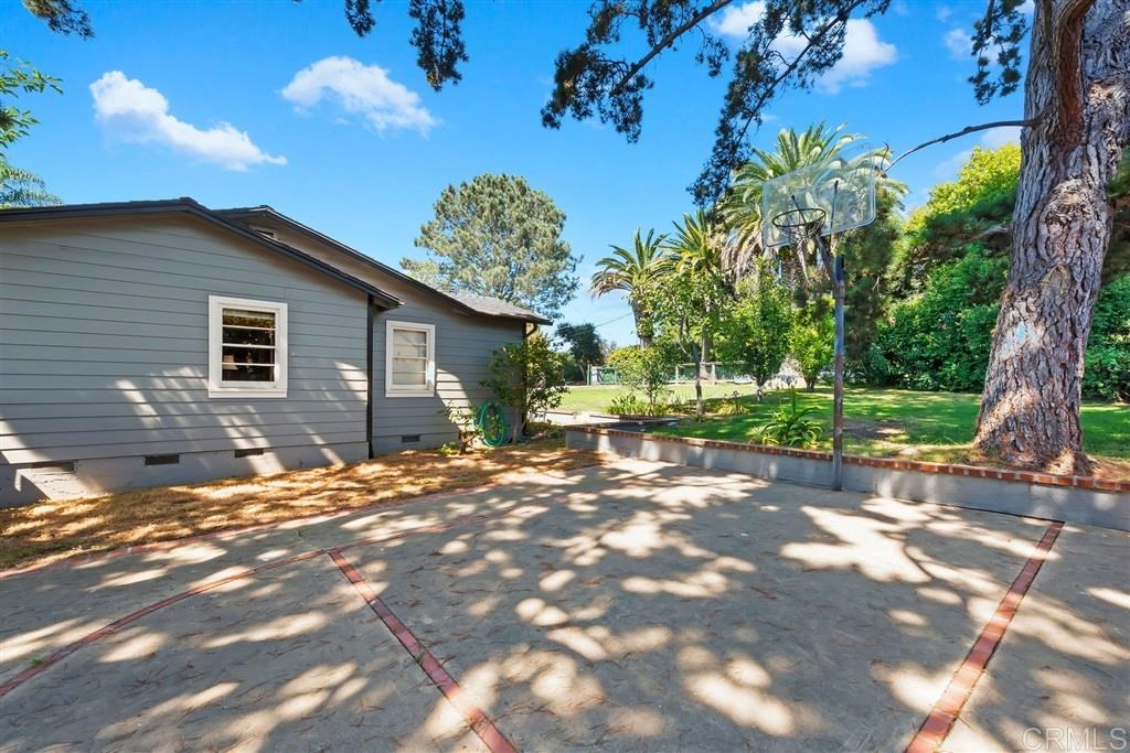 1020 Wotan Drive Encinitas, CA 92024 - Photo 16 of 25