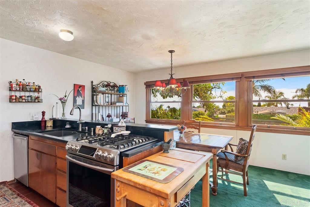 1020 Wotan Drive Encinitas, CA 92024 - Photo 7 of 25