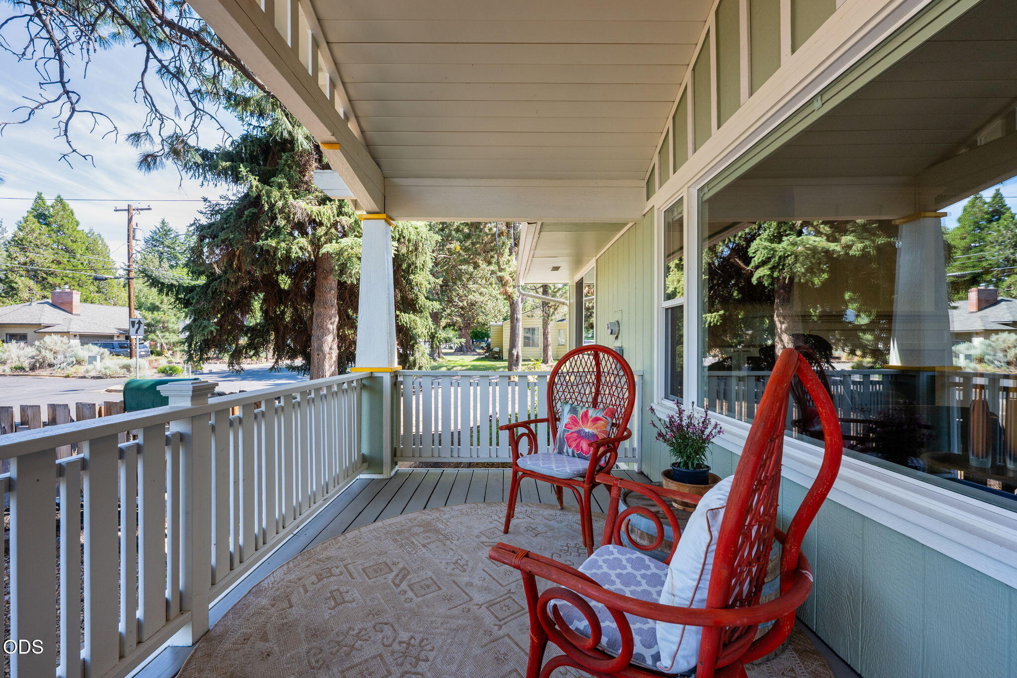 807 Northeast 10th Street Bend, OR 97701 - Photo 20 of 59