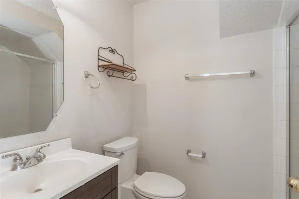 $3,200 | 1523 Westchase Drive, Allen, TX 75002