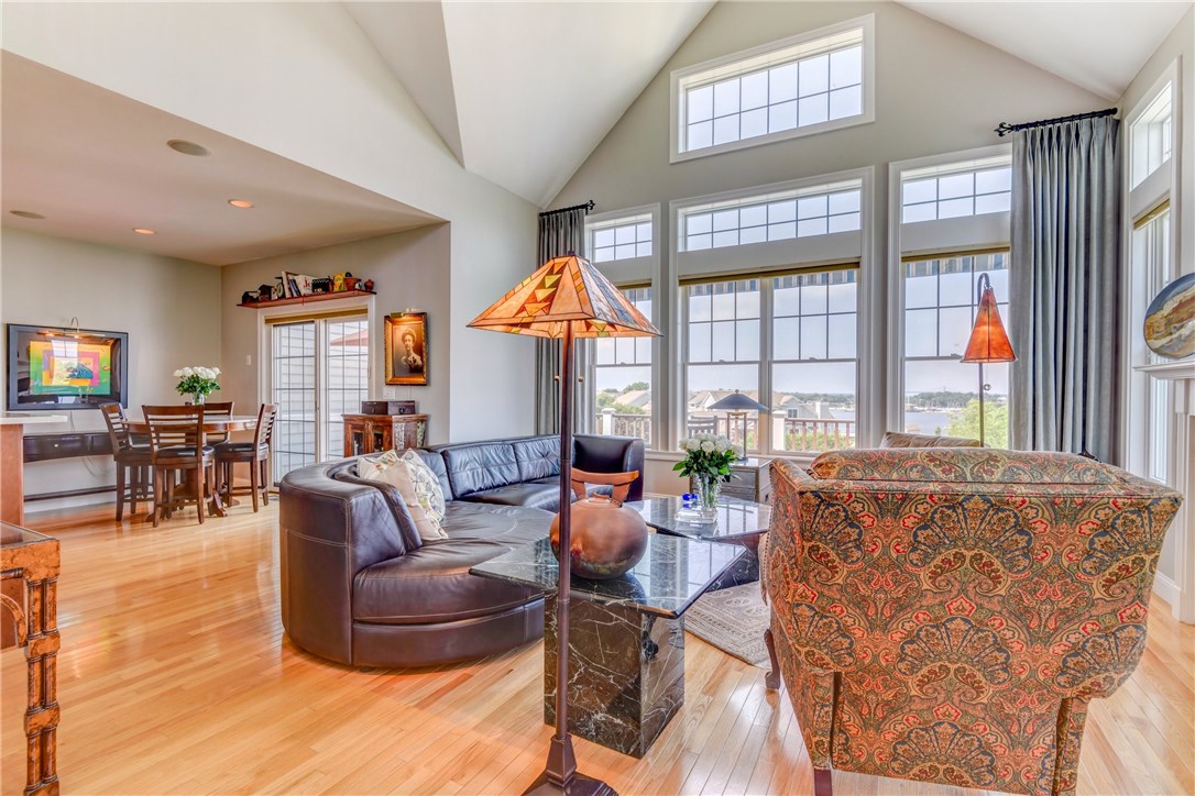 297 Village Road Tiverton, RI 02878 - Photo 12 of 38