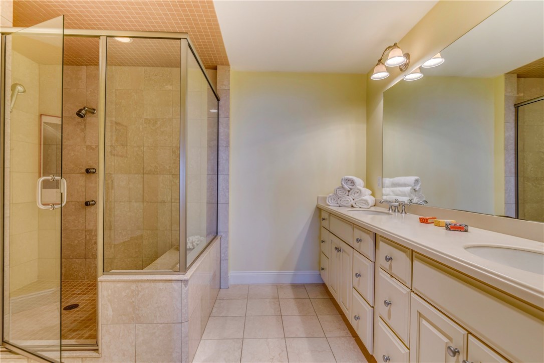 297 Village Road Tiverton, RI 02878 - Photo 31 of 38