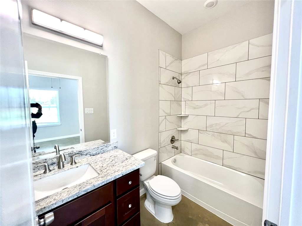 9508 Quaker Court, Unit B Rosharon, TX 77583 - Photo 12 of 16