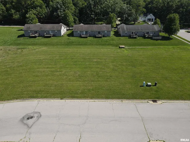 $28,500 | Lot 41 Greenview Drive, Eureka, IL 61530