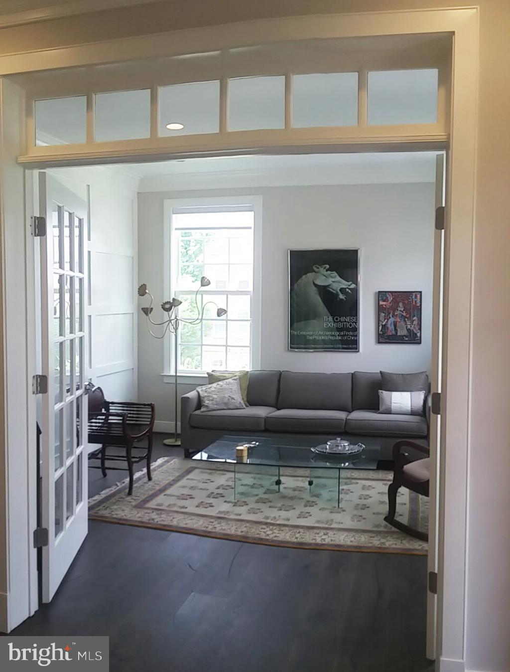 4440 Rosenwald Lane Fairfax, VA 22030 - Photo 4 of 34