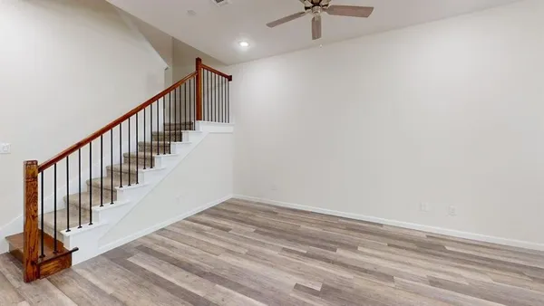 $2,575 | 16124 Doe Lk Drive, Frisco, TX 75033