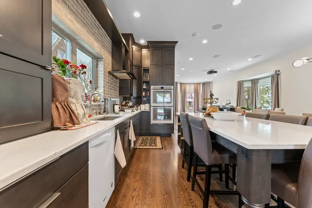 $790,000 | 3452 North Newcastle Avenue, Chicago, IL 60634