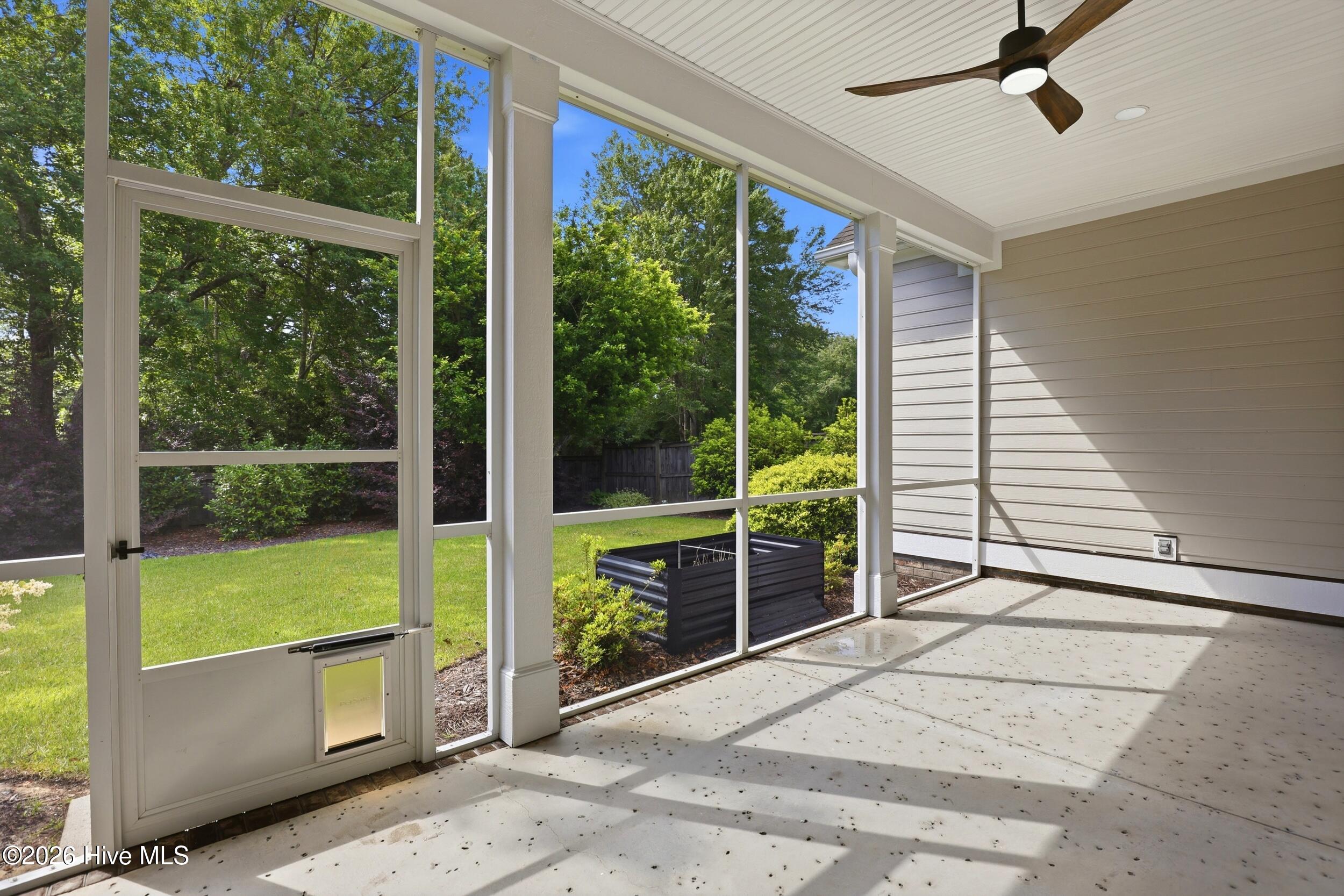 614 Tanbridge Road Wilmington, NC 28405 - Photo 15 of 45 614_Tanbridge_Rd_044