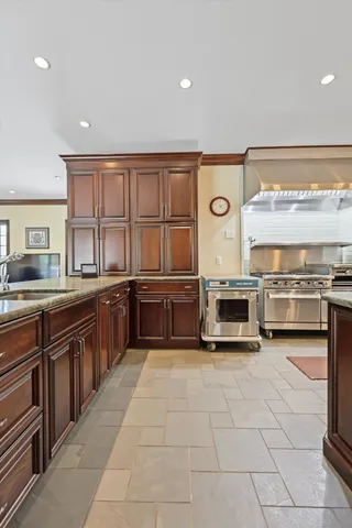 $5,600,000 | 1511 Carroll Lane, Chattanooga, TN 37405