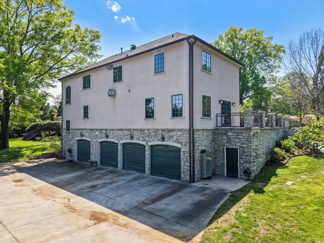 $5,600,000 | 1511 Carroll Lane, Chattanooga, TN 37405
