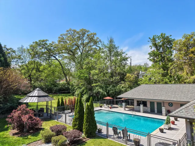 $5,600,000 | 1511 Carroll Lane, Chattanooga, TN 37405