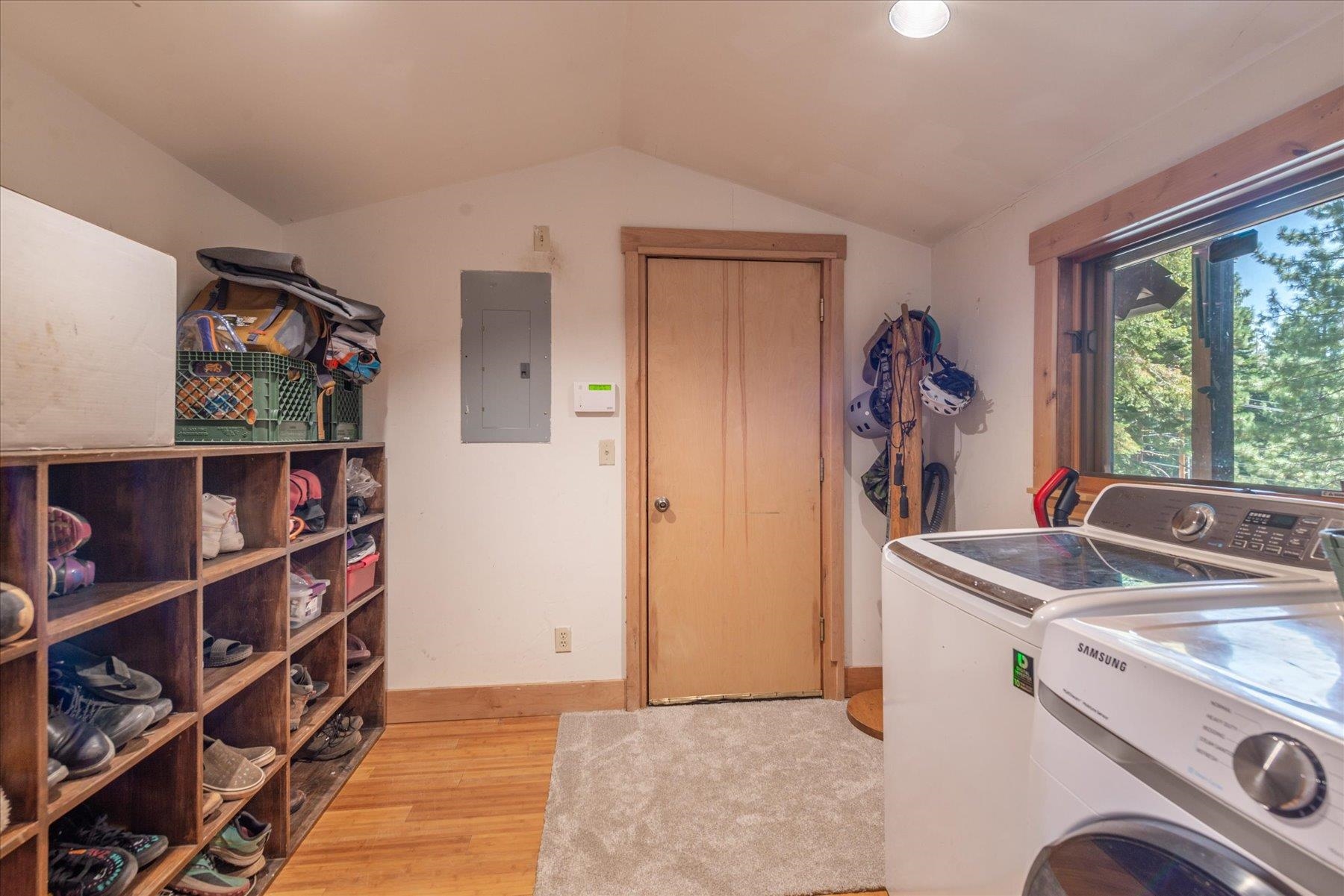 11013 Beacon Road Truckee, CA 96161 - Photo 15 of 20 a utility room with dryer and washer