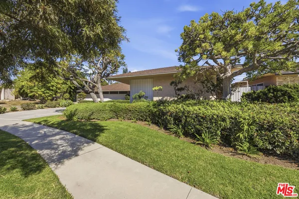$2,200,000 | 6524 South Holt Avenue, Los Angeles, CA 90056