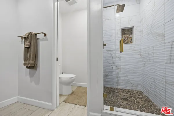 $2,200,000 | 6524 South Holt Avenue, Los Angeles, CA 90056