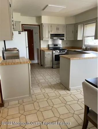$4,000 | 15 Cardinal Court, Marlboro, NJ 07746