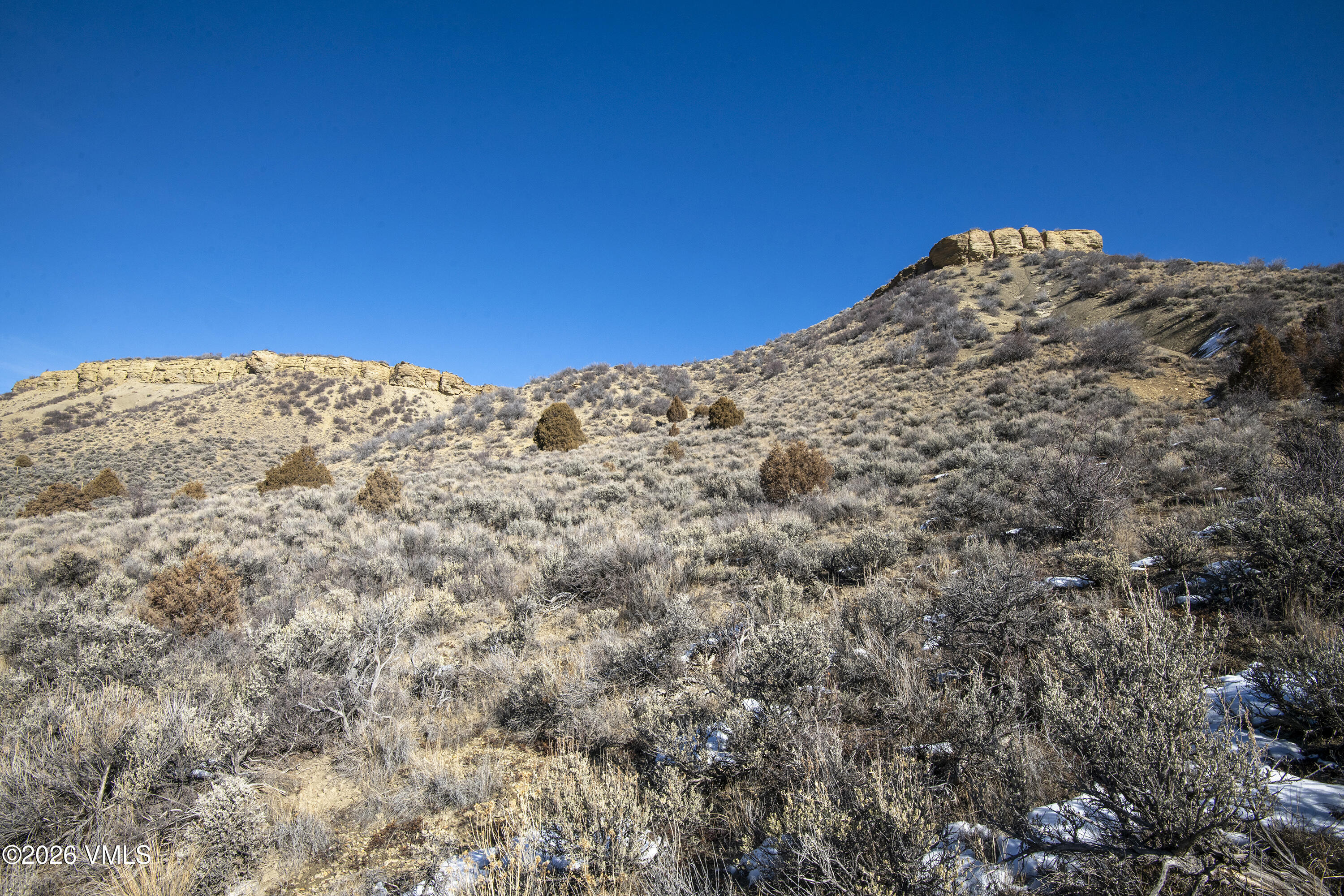 1697 Elk Ridge Road Wolcott, CO 81655 - Photo 19 of 37 a view of a big room with mountain view