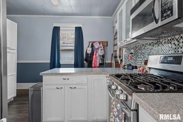 $179,900 | 709 Louisa Street, Illiopolis, IL 62539