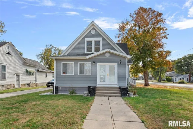 $179,900 | 709 Louisa Street, Illiopolis, IL 62539