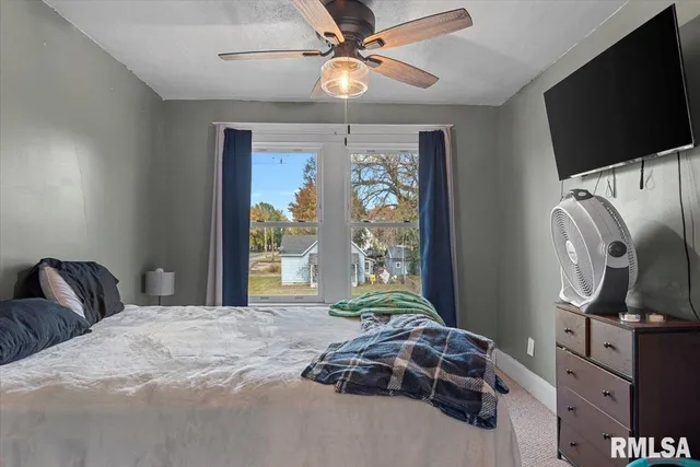 $179,900 | 709 Louisa Street, Illiopolis, IL 62539