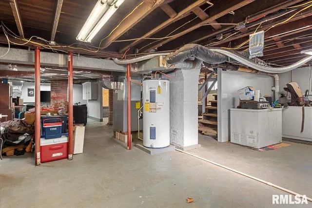 $179,900 | 709 Louisa Street, Illiopolis, IL 62539