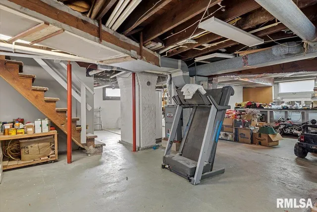 $179,900 | 709 Louisa Street, Illiopolis, IL 62539