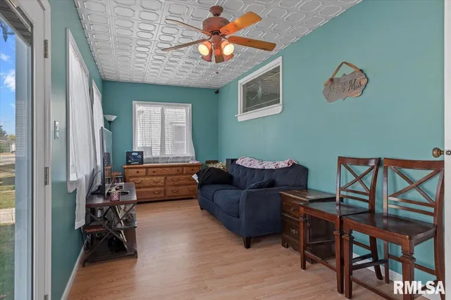 $179,900 | 709 Louisa Street, Illiopolis, IL 62539