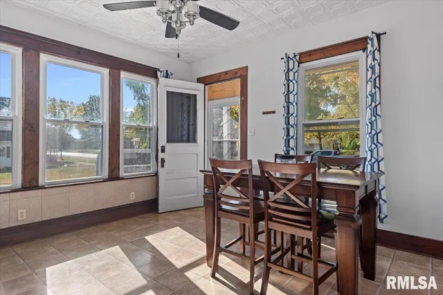 $179,900 | 709 Louisa Street, Illiopolis, IL 62539