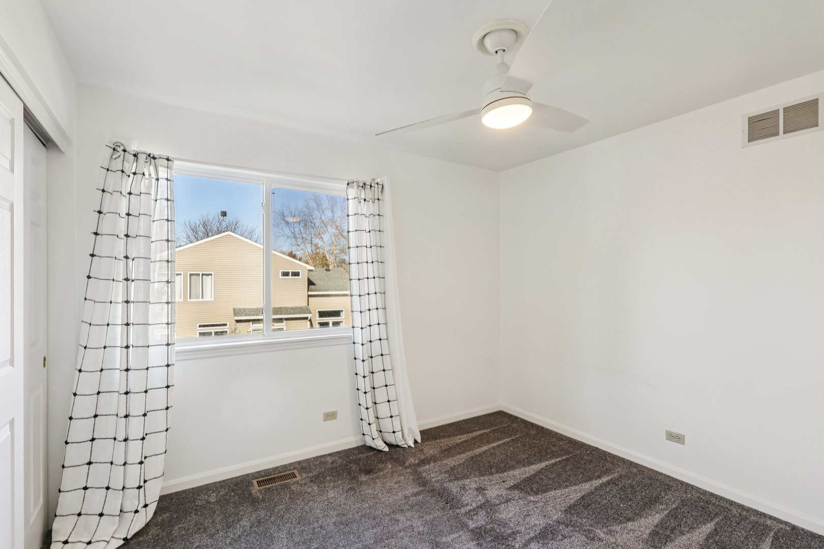 7503 Korbel Drive Gurnee, IL 60031 - Photo 22 of 42