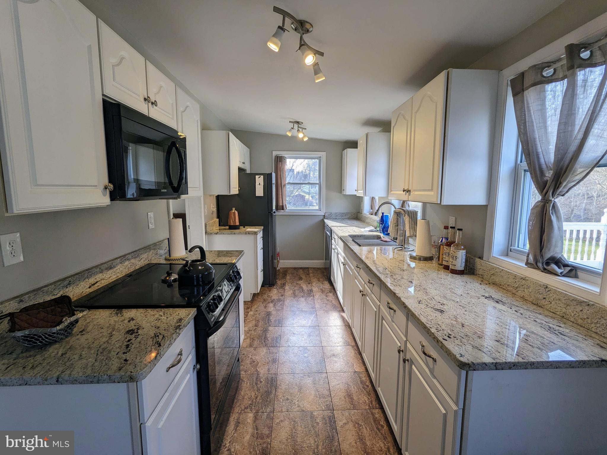 13122 Old Hanover Road Reisterstown, MD 21136 - Photo 14 of 31 Gallery Image 14