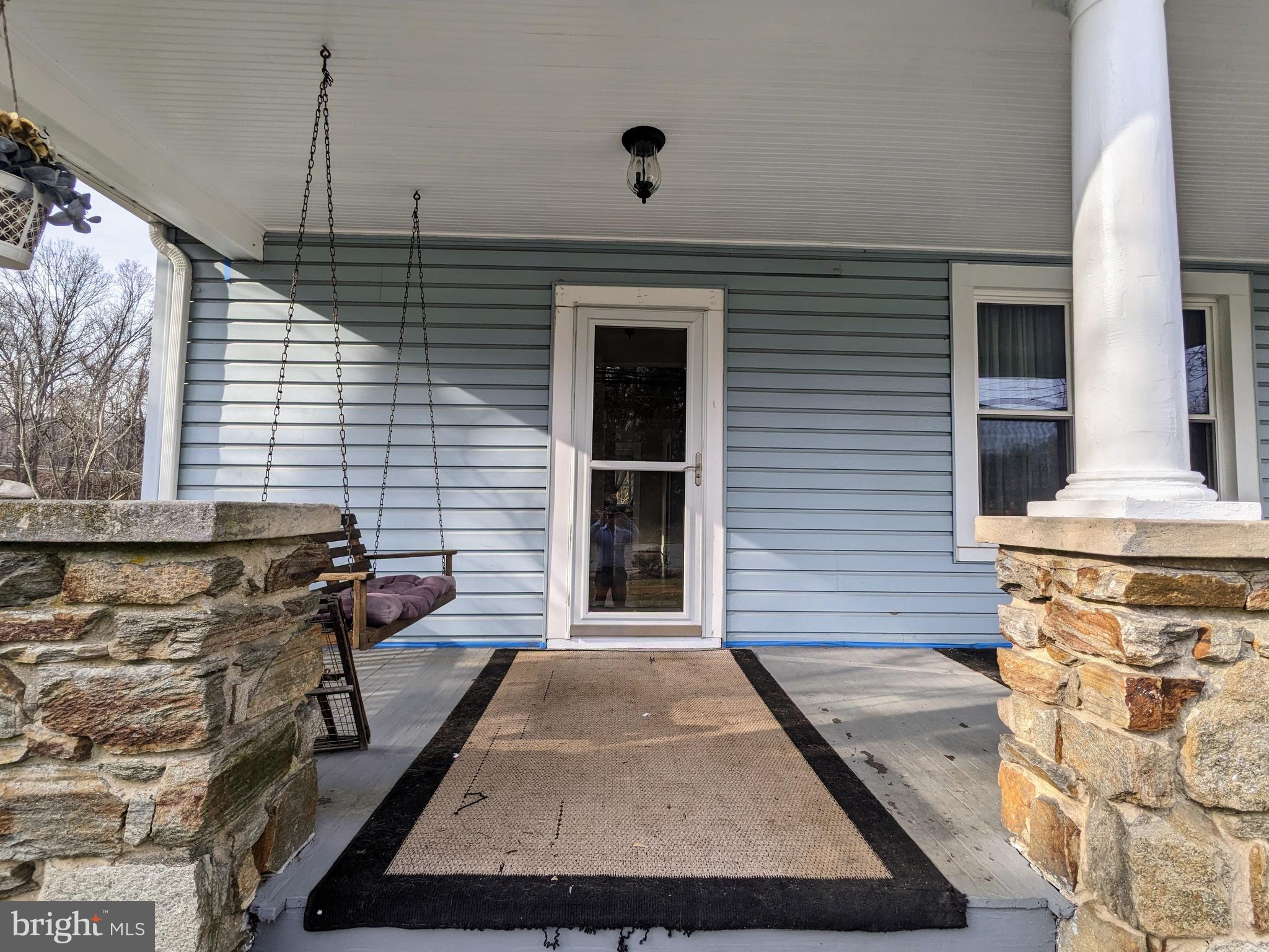 13122 Old Hanover Road Reisterstown, MD 21136 - Photo 4 of 31 Gallery Image 4